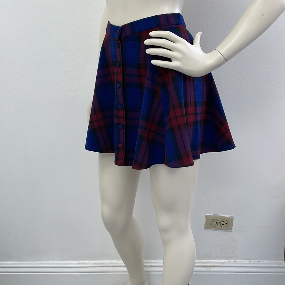 Forever 21 Plaid Mini Skater Skirt w/ Front Buttons - Picture 3 of 10